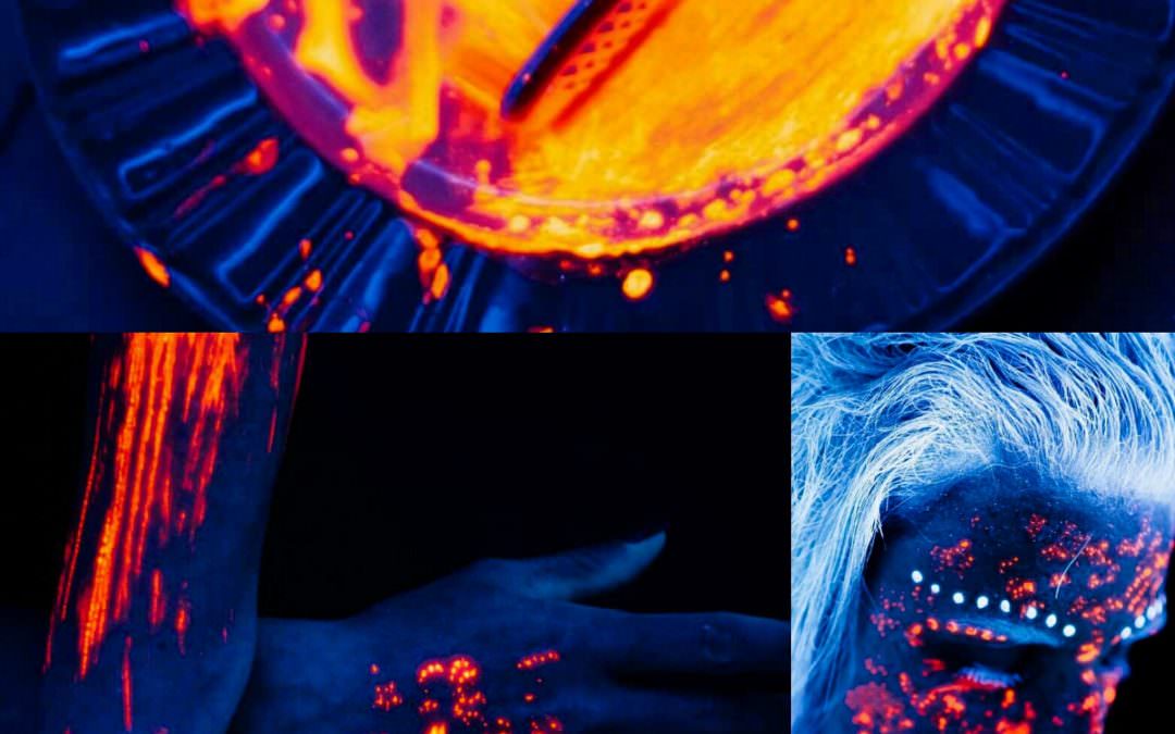 Schwarzlicht Experiment geglückt, Model wohlauf